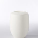 handgefertigte Keramik Urne mit Dose